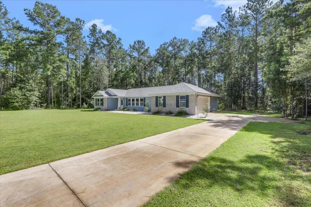 $342,500 | 175 Oak Grove Lane, Quincy, FL 32351