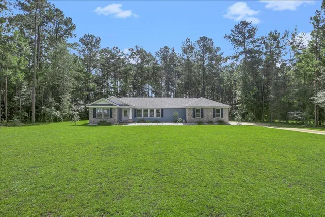 $342,500 | 175 Oak Grove Lane, Quincy, FL 32351