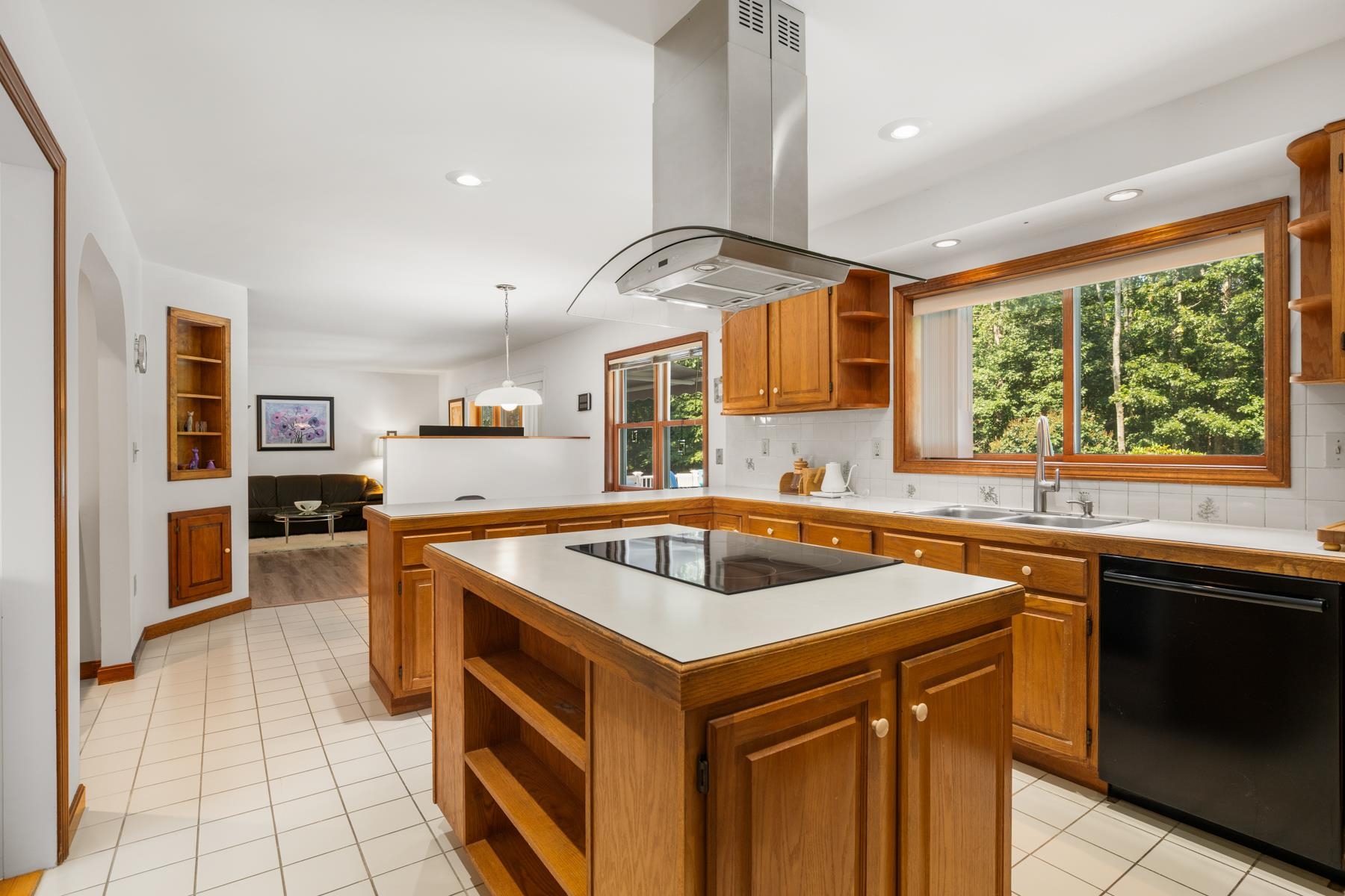 7 Bartlett Road Stratham, NH 03885 - Photo 13 of 47