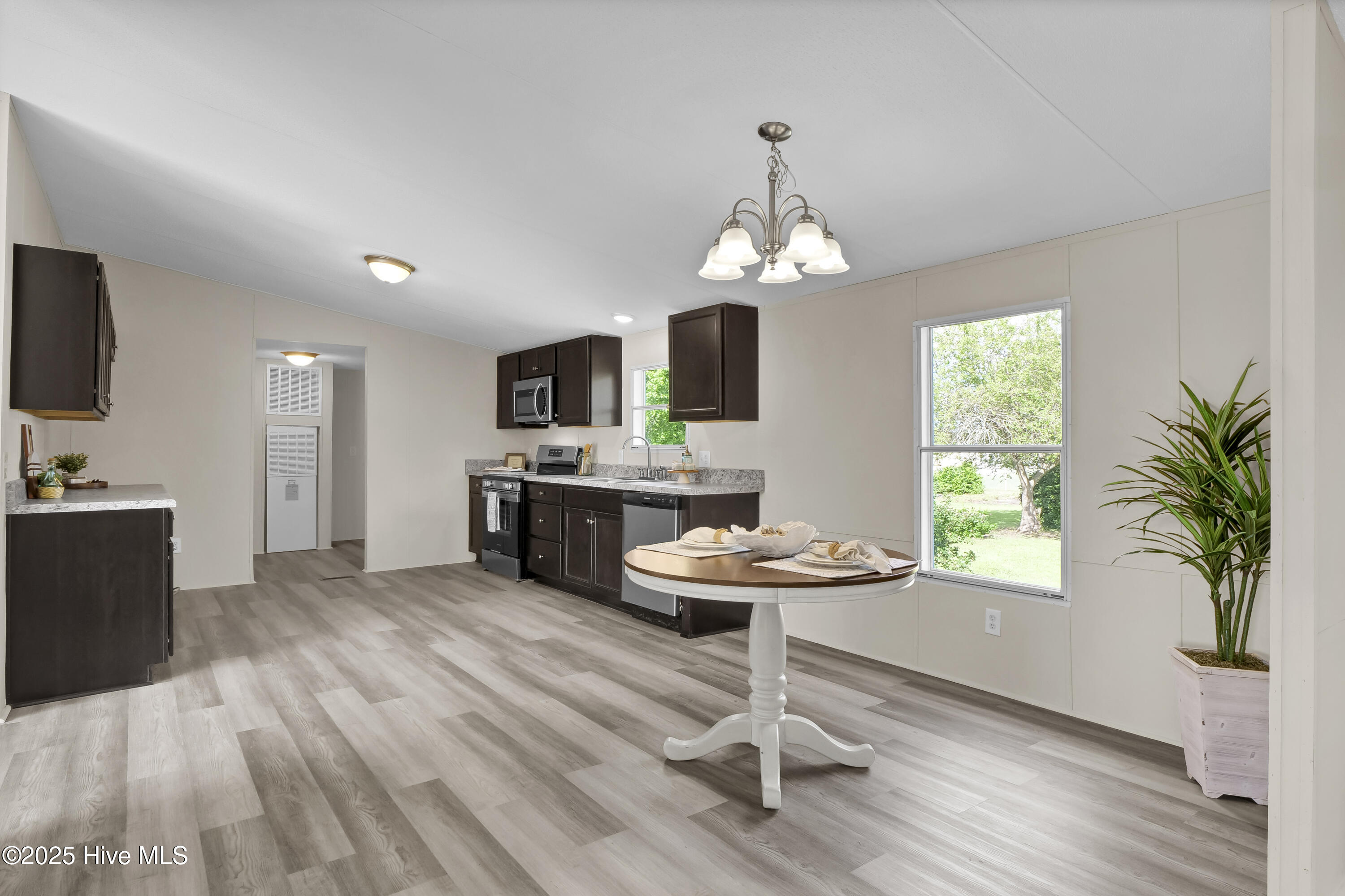 108 Paula Road New Bern, NC 28562 - Photo 12 of 34 P1700601