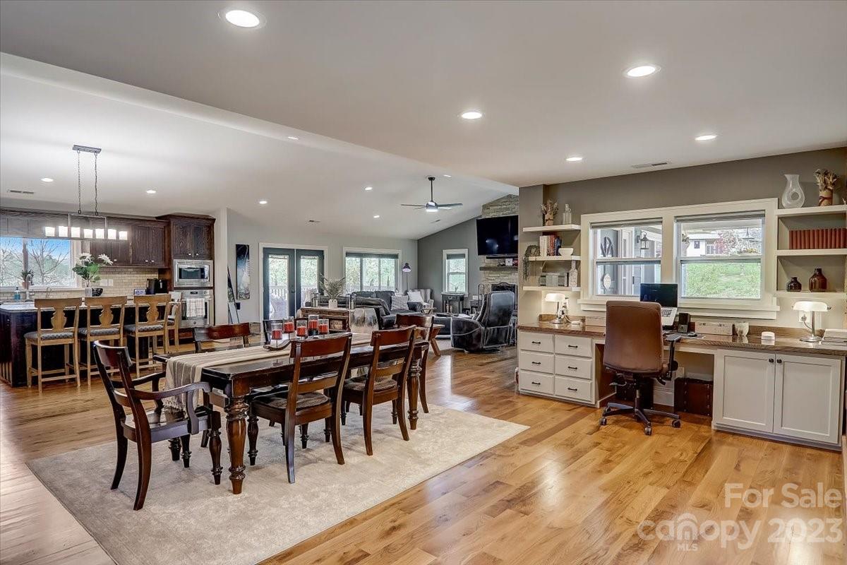 150 Raspberry Point Lane Flat Rock, NC 28731 - Photo 8 of 48 Gallery Image 8
