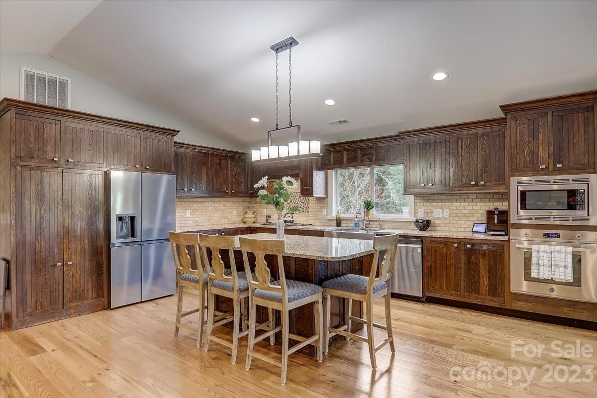 150 Raspberry Point Lane Flat Rock, NC 28731 - Photo 9 of 48 Gallery Image 9