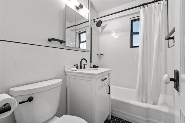 $499,000 | 579 West 215th Street, Unit 2F | Inwood