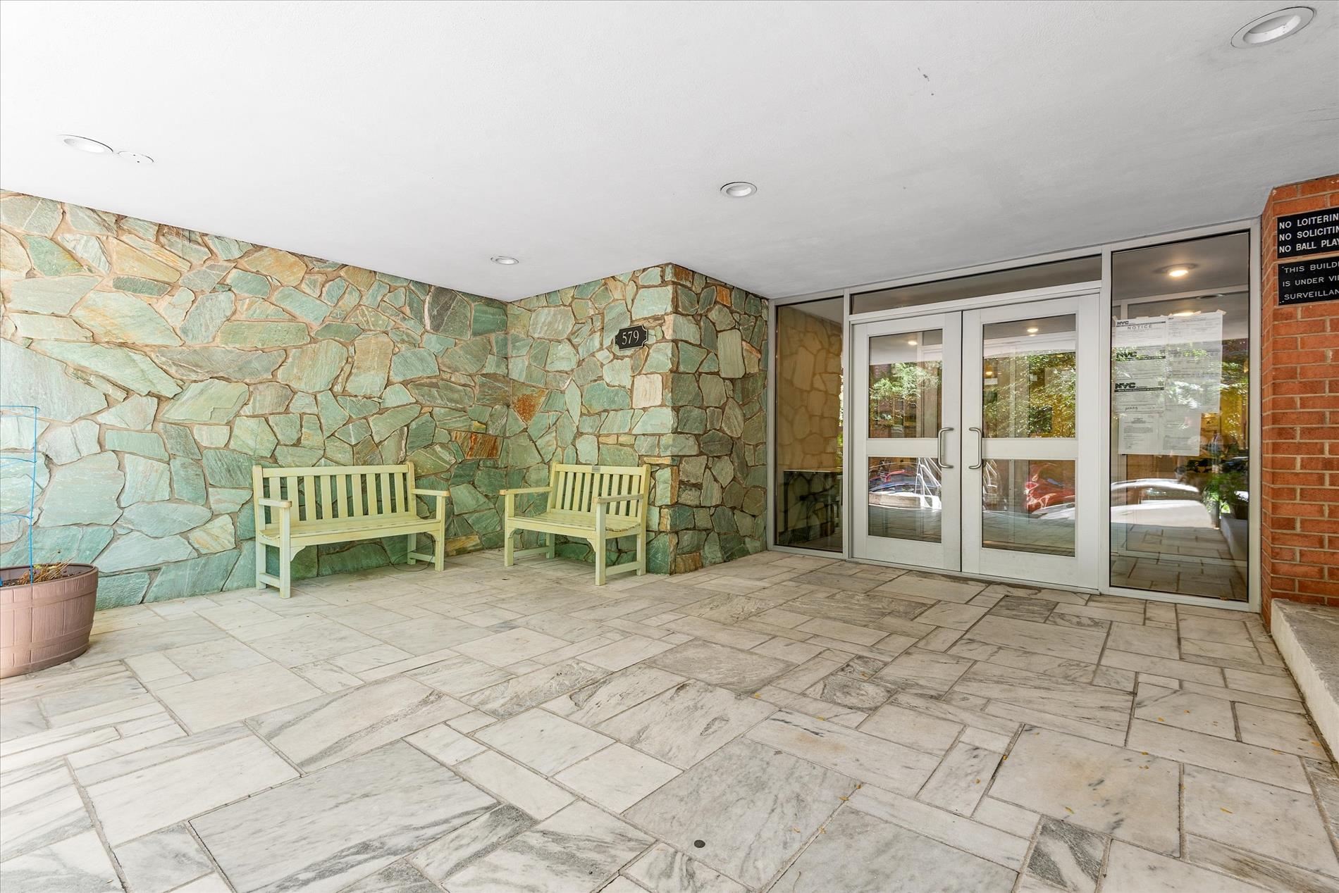 579 West 215th Street, Unit 2F Manhattan, NY 10034 - Photo 18 of 22