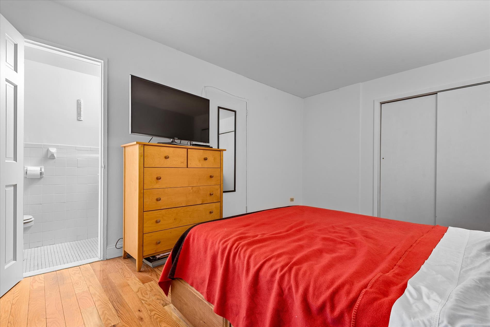 579 West 215th Street, Unit 2F Manhattan, NY 10034 - Photo 8 of 22