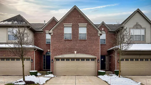 $2,400 | 41101 Maplewood Drive, Canton, MI 48187