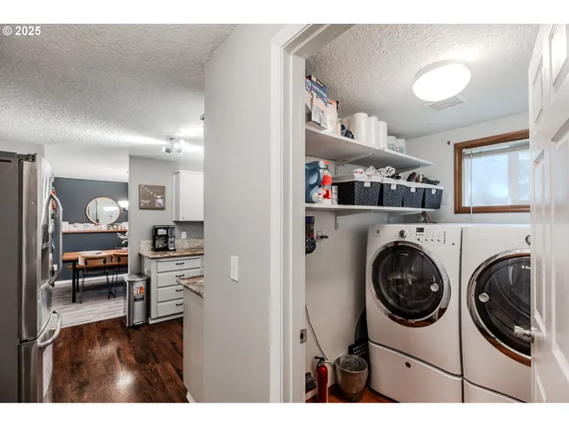 $625,000 | 14574 Southeast Lone Pine Drive, Clackamas, OR 97015