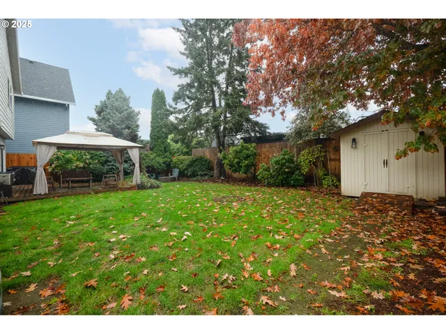 $625,000 | 14574 Southeast Lone Pine Drive, Clackamas, OR 97015
