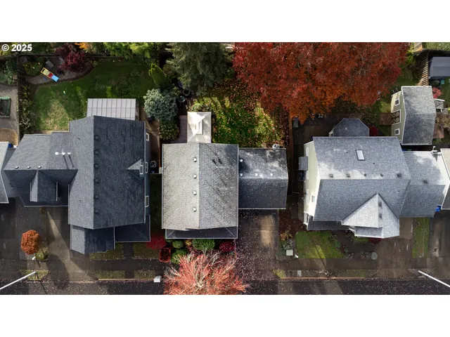 $625,000 | 14574 Southeast Lone Pine Drive, Clackamas, OR 97015