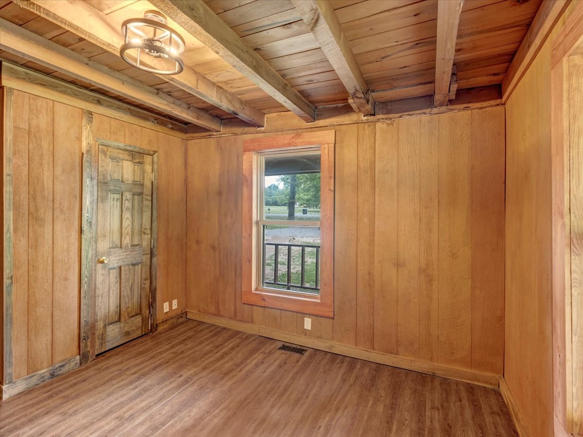 409 Elora Road Elora, TN 37328 - Photo 18 of 34 Gallery Image 18