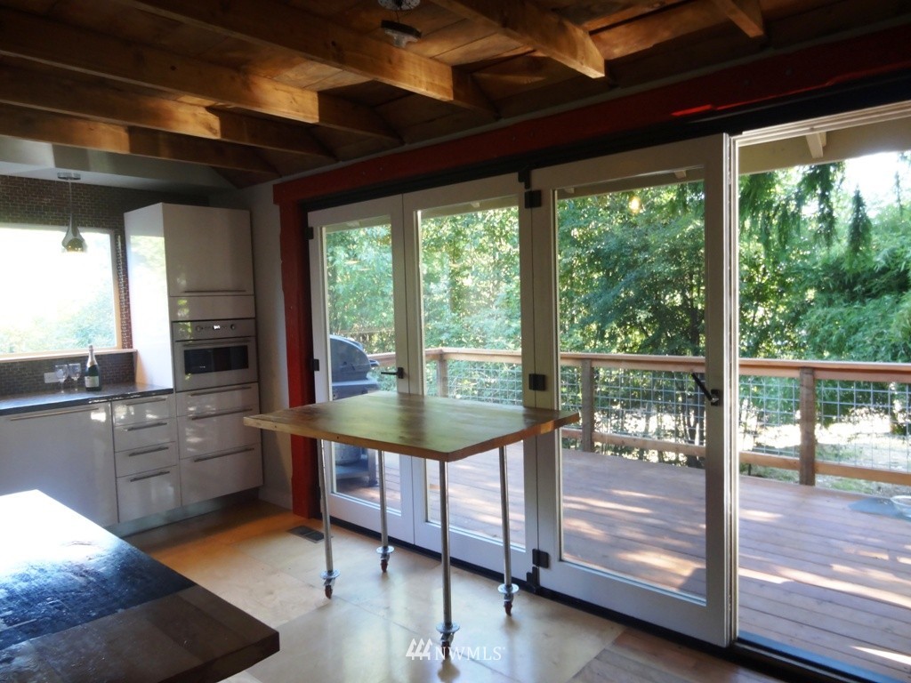 3334 Perry Avenue Bremerton, WA 98310 - Photo 6 of 25 Gallery Image 6