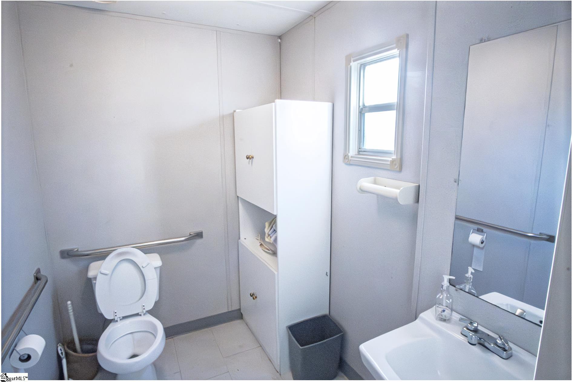 207 Manley Drive Anderson, SC 29626 - Photo 9 of 14