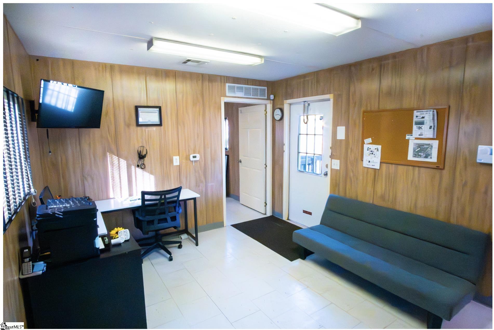 207 Manley Drive Anderson, SC 29626 - Photo 10 of 14