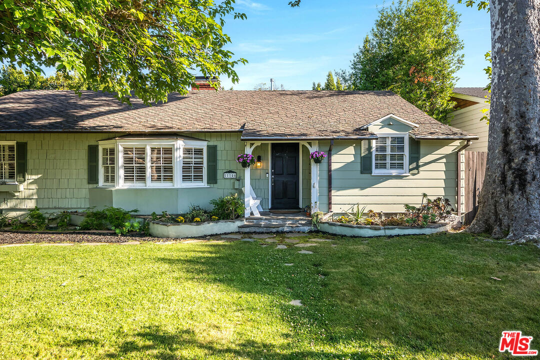 11146 Valley Spring Lane Studio City, CA 91602 - Photo 4 of 58