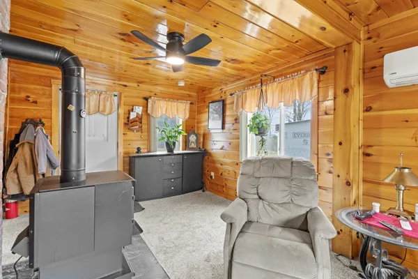 $250,000 | 243 Centre Street, Sullivan, NH 03445