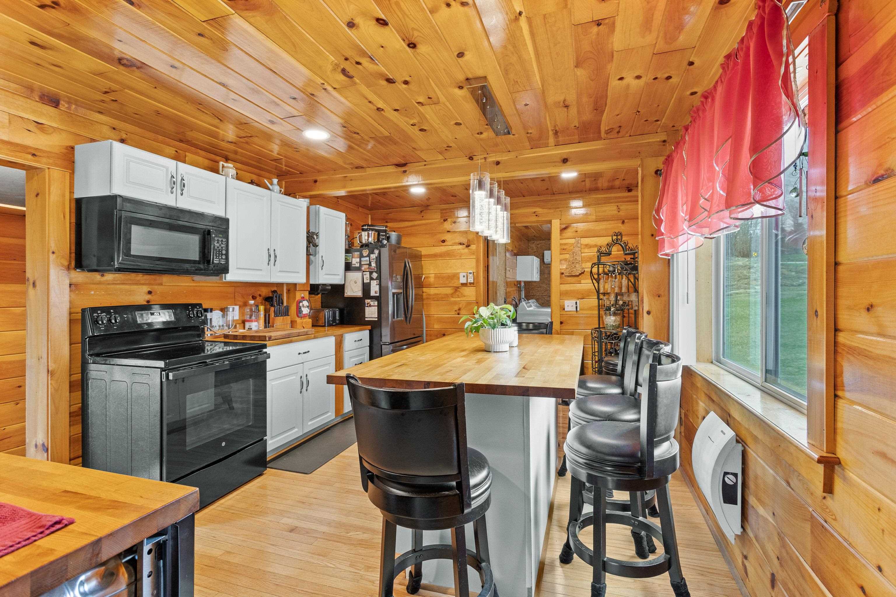 243 Centre Street Sullivan, NH 03445 - Photo 21 of 35