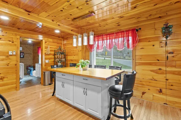 $250,000 | 243 Centre Street, Sullivan, NH 03445