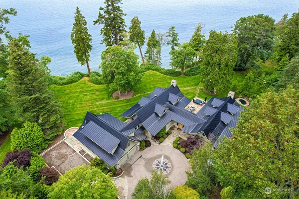 $3,950,000 | 8432 Pointe Road North, Blaine, WA 98230