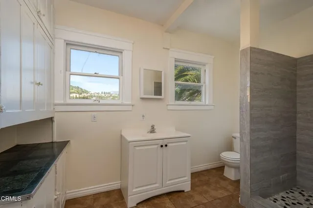 $1,300,000 | 933 East Santa Paula Street, Santa Paula, CA 93060