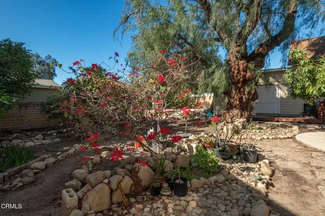 $1,300,000 | 933 East Santa Paula Street, Santa Paula, CA 93060