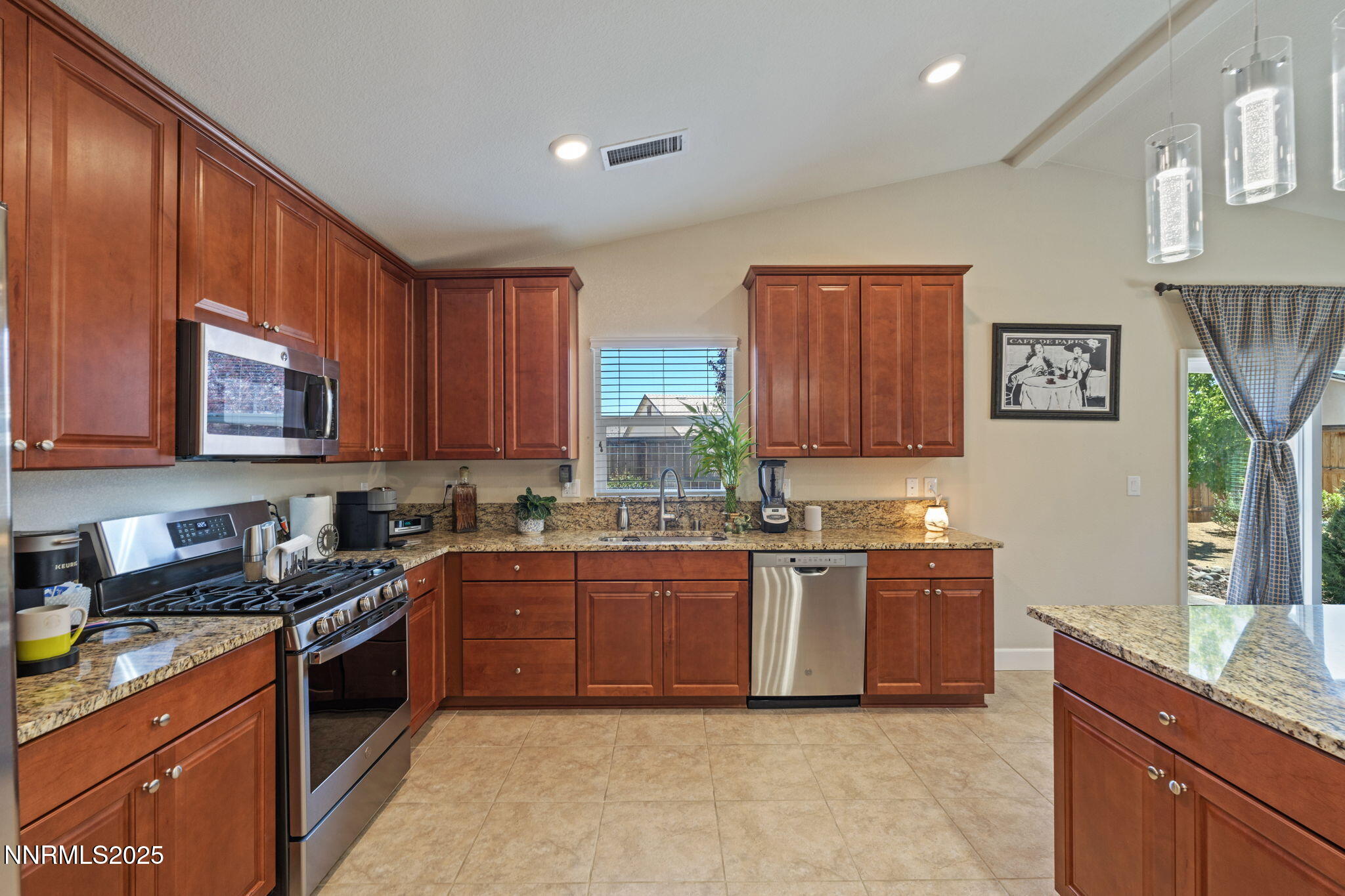 7240 Rutherford Drive Reno, NV 89506 - Photo 15 of 37 Rutherford 22
