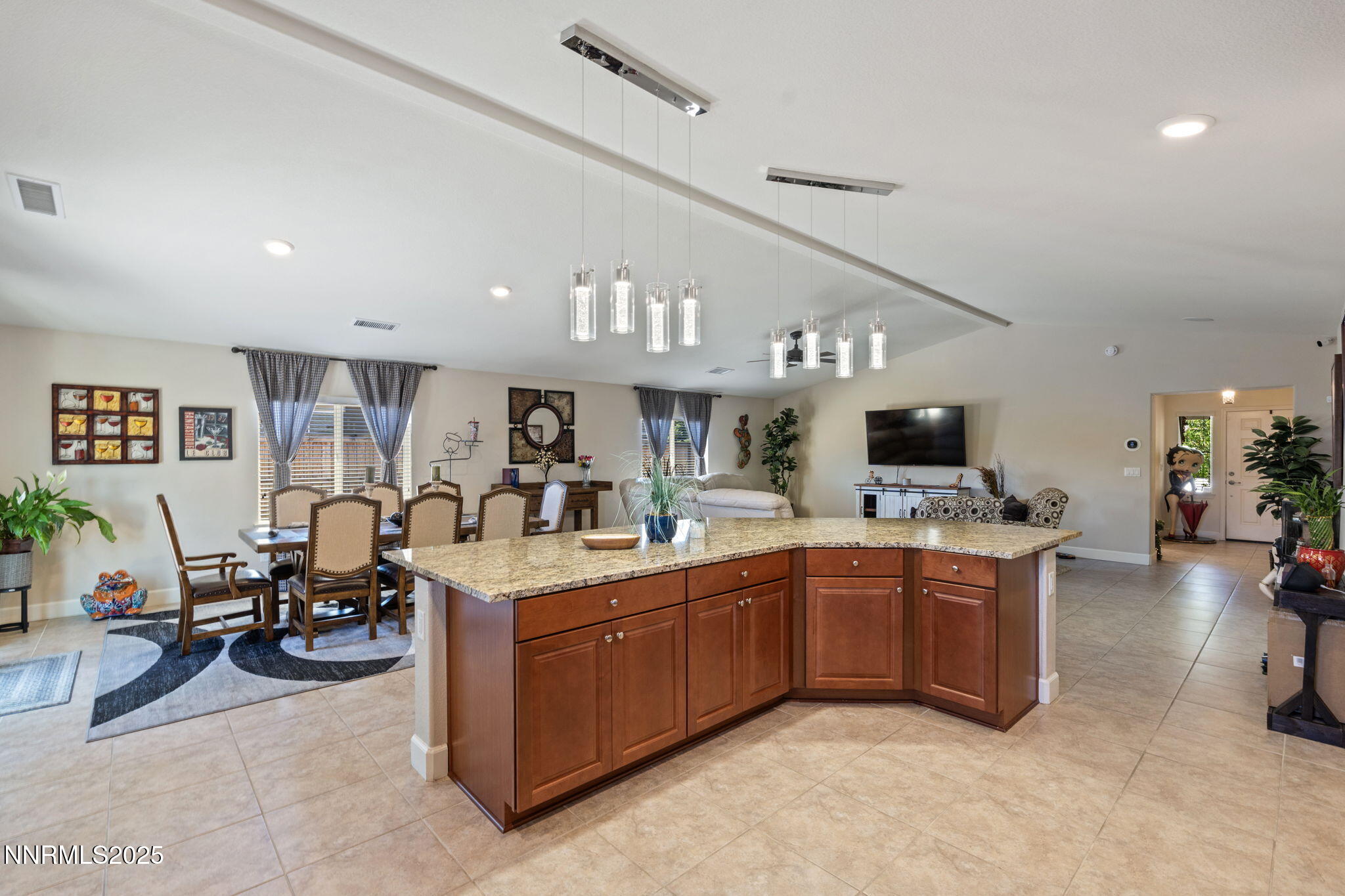 7240 Rutherford Drive Reno, NV 89506 - Photo 19 of 37 Rutherford 25