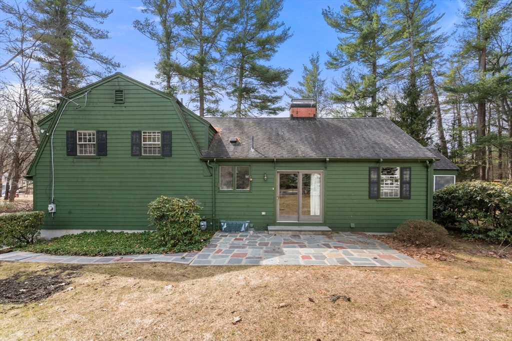 14 Westland Road Weston, MA 02493 - Photo 23 of 31