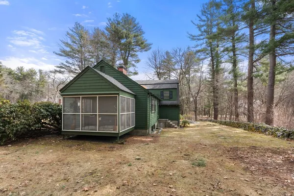 $1,395,000 | 14 Westland Road, Weston, MA 02493