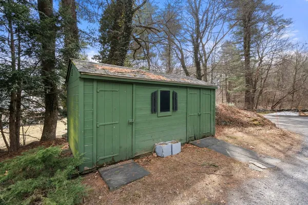 $1,395,000 | 14 Westland Road, Weston, MA 02493