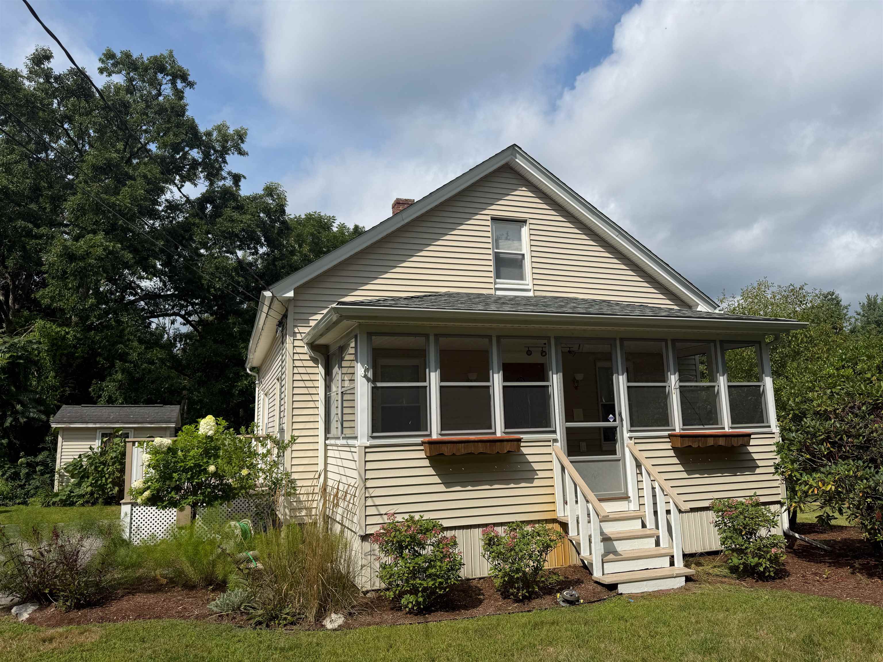 63 Mid. Dunstable Road Nashua, NH 03062 - Photo 26 of 27 Gallery Image 26