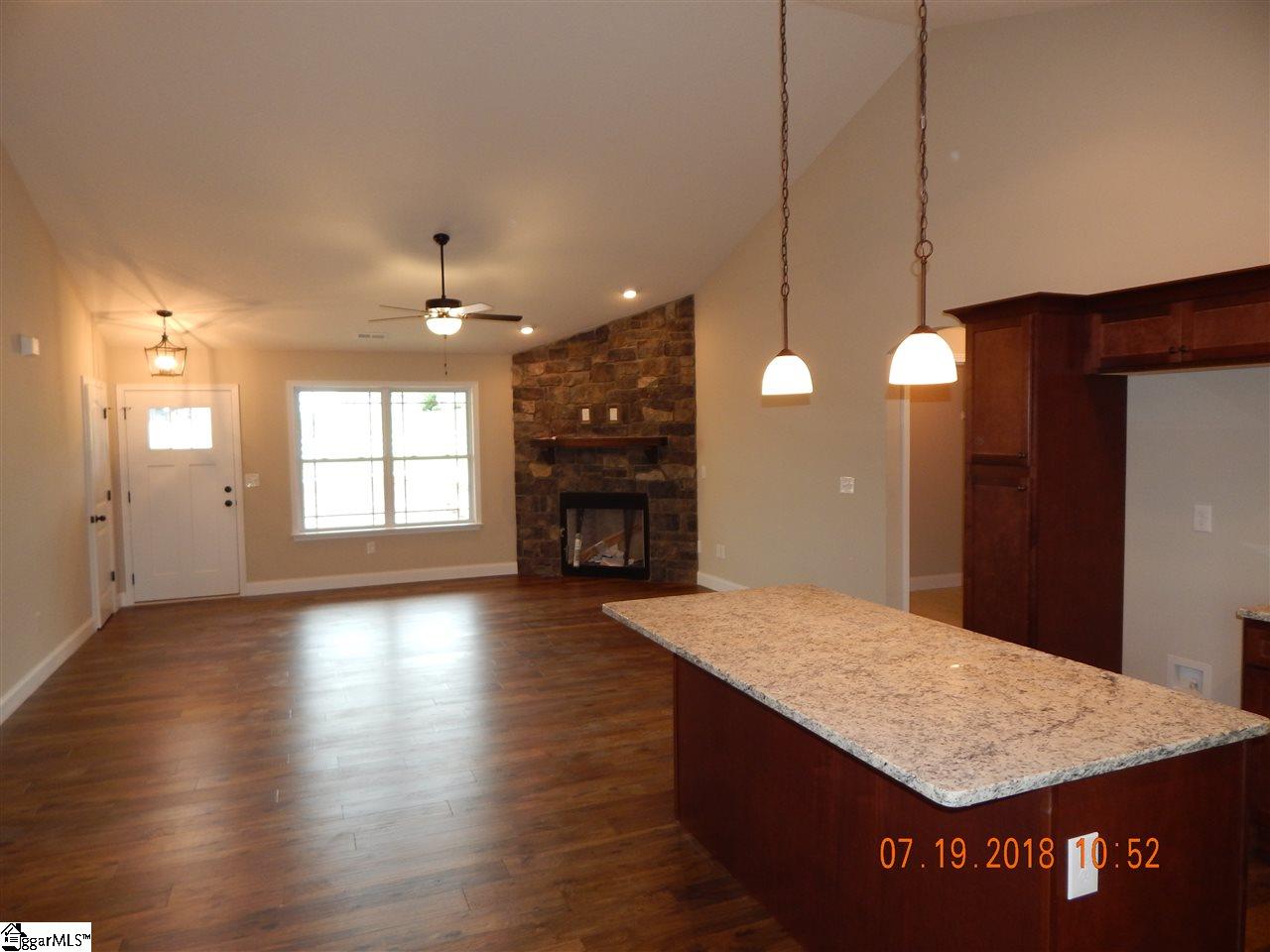 1581 Ballenger Road, Unit 4 Wellford, SC 29385 - Photo 5 of 22