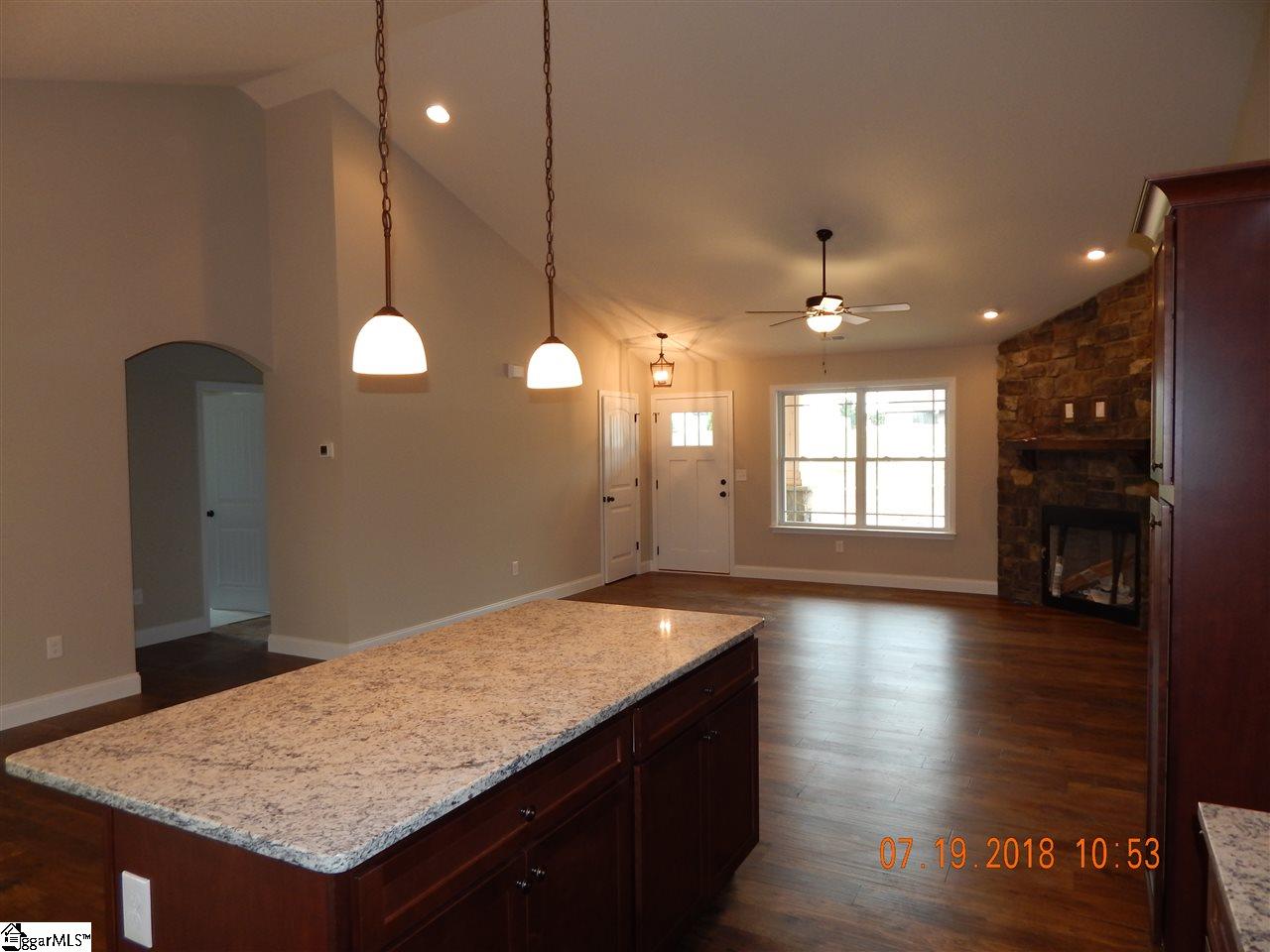 1581 Ballenger Road, Unit 4 Wellford, SC 29385 - Photo 6 of 22