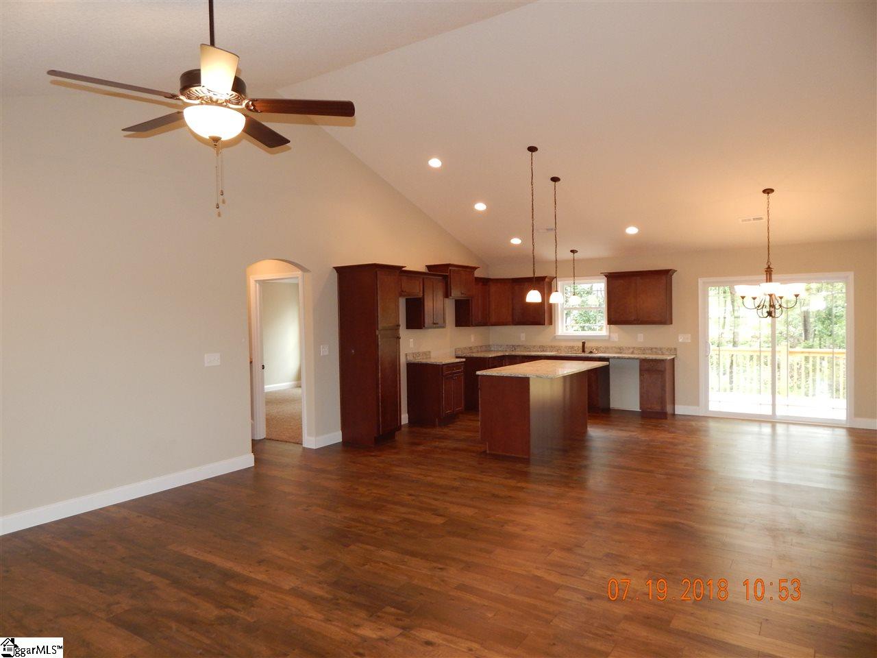 1581 Ballenger Road, Unit 4 Wellford, SC 29385 - Photo 8 of 22