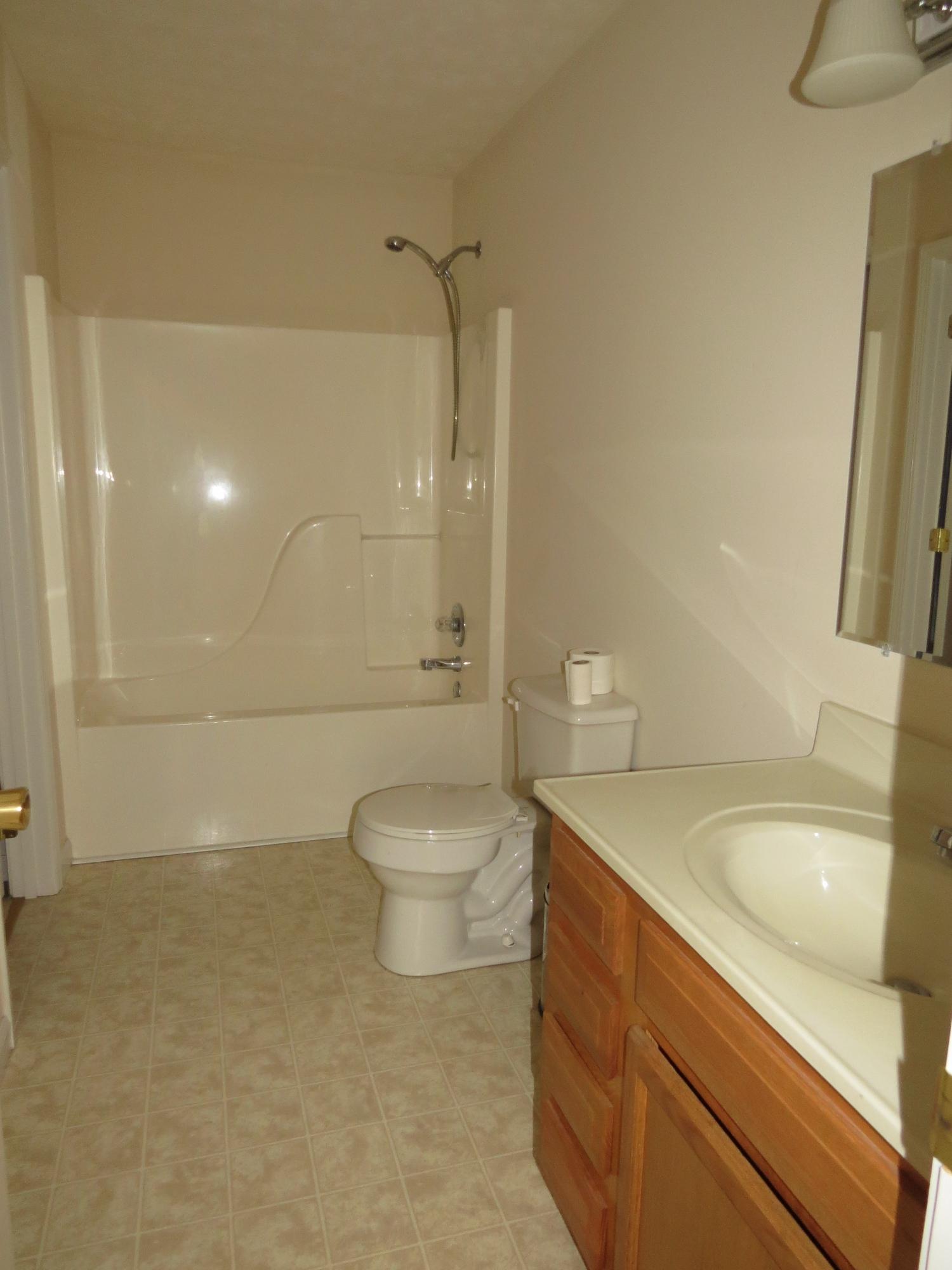 155 West Mountain View Road Corryton, TN 37721 - Photo 21 of 29 Master Bathroom