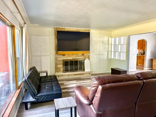 $214,900 | 137 Dunning Avenue, Battle Creek, MI 49037