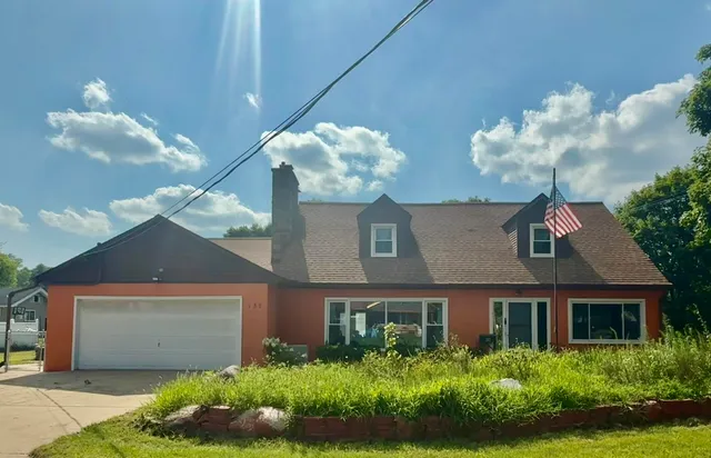 $214,900 | 137 Dunning Avenue, Battle Creek, MI 49037