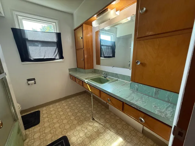 $214,900 | 137 Dunning Avenue, Battle Creek, MI 49037