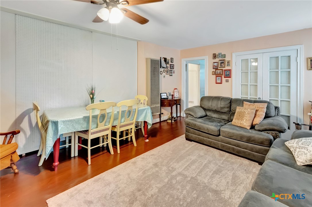 1005 Mac Arthur Street Victoria, TX 77901 - Photo 20 of 38