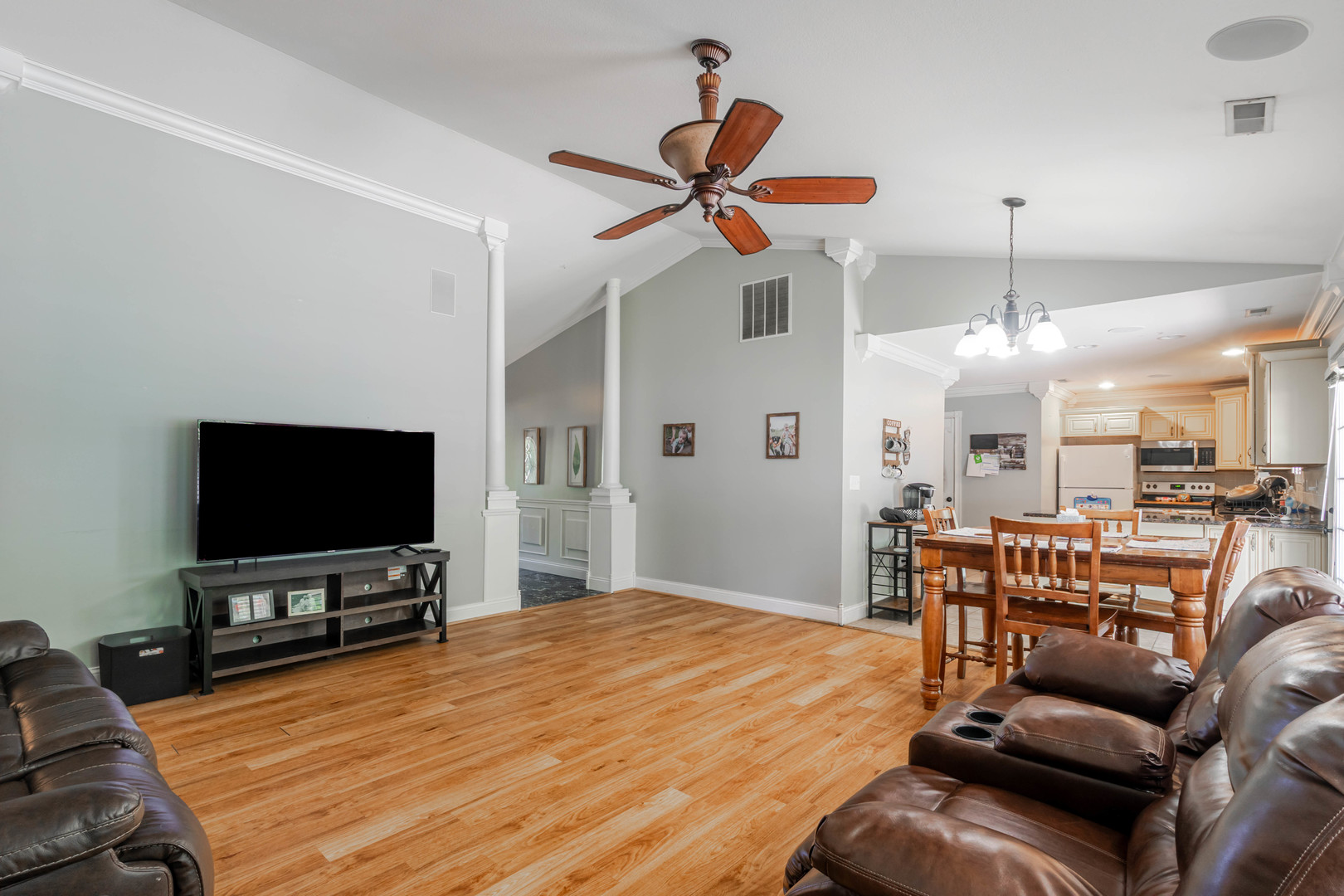 3018 Springfield Road East Peoria, IL 61611 - Photo 5 of 15 Gallery Image 5