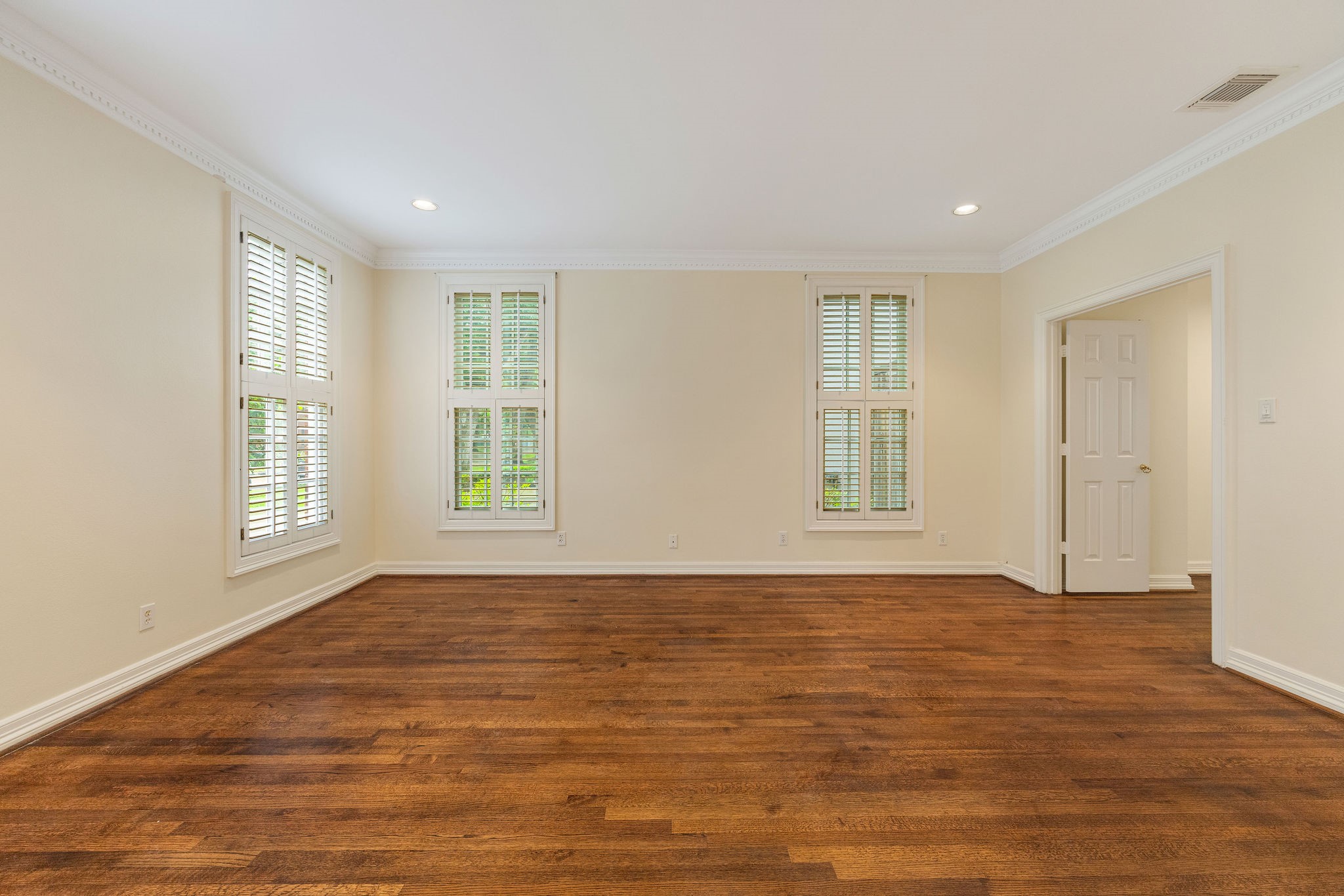 3216 Rice Boulevard West University Place, TX 77005 - Photo 10 of 49