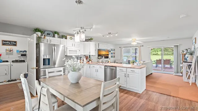 $275,000 | 3 Mary Drive, Kaiser, MO 65047