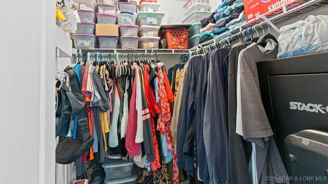 $275,000 | 3 Mary Drive, Kaiser, MO 65047