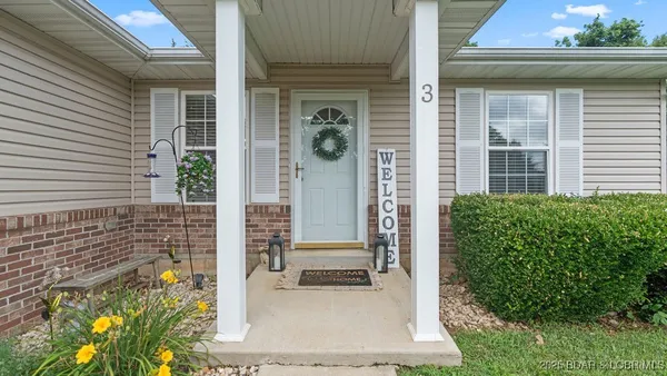 $270,000 | 3 Mary Drive, Kaiser, MO 65047