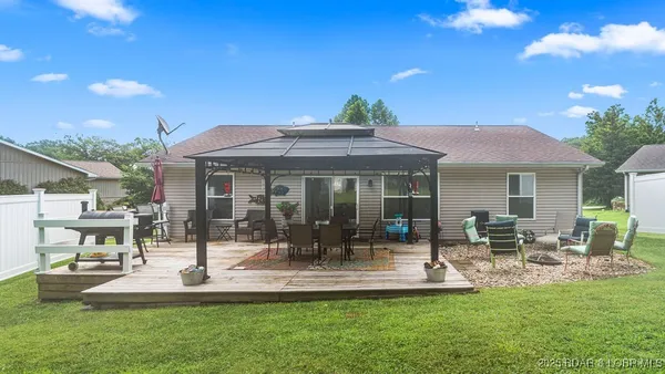 $270,000 | 3 Mary Drive, Kaiser, MO 65047