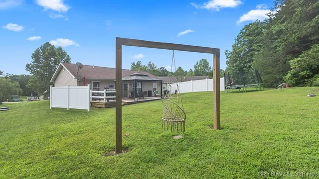 $275,000 | 3 Mary Drive, Kaiser, MO 65047