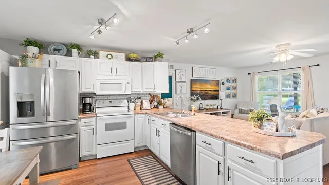 $275,000 | 3 Mary Drive, Kaiser, MO 65047