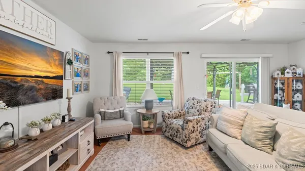 $270,000 | 3 Mary Drive, Kaiser, MO 65047