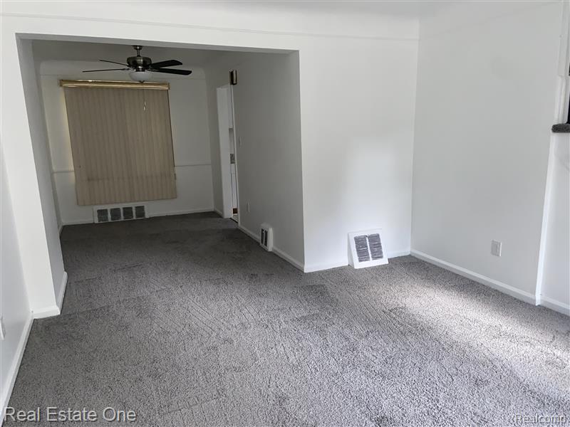 18081 Meyers Road Detroit, MI 48235 - Photo 5 of 22 Gallery Image 5