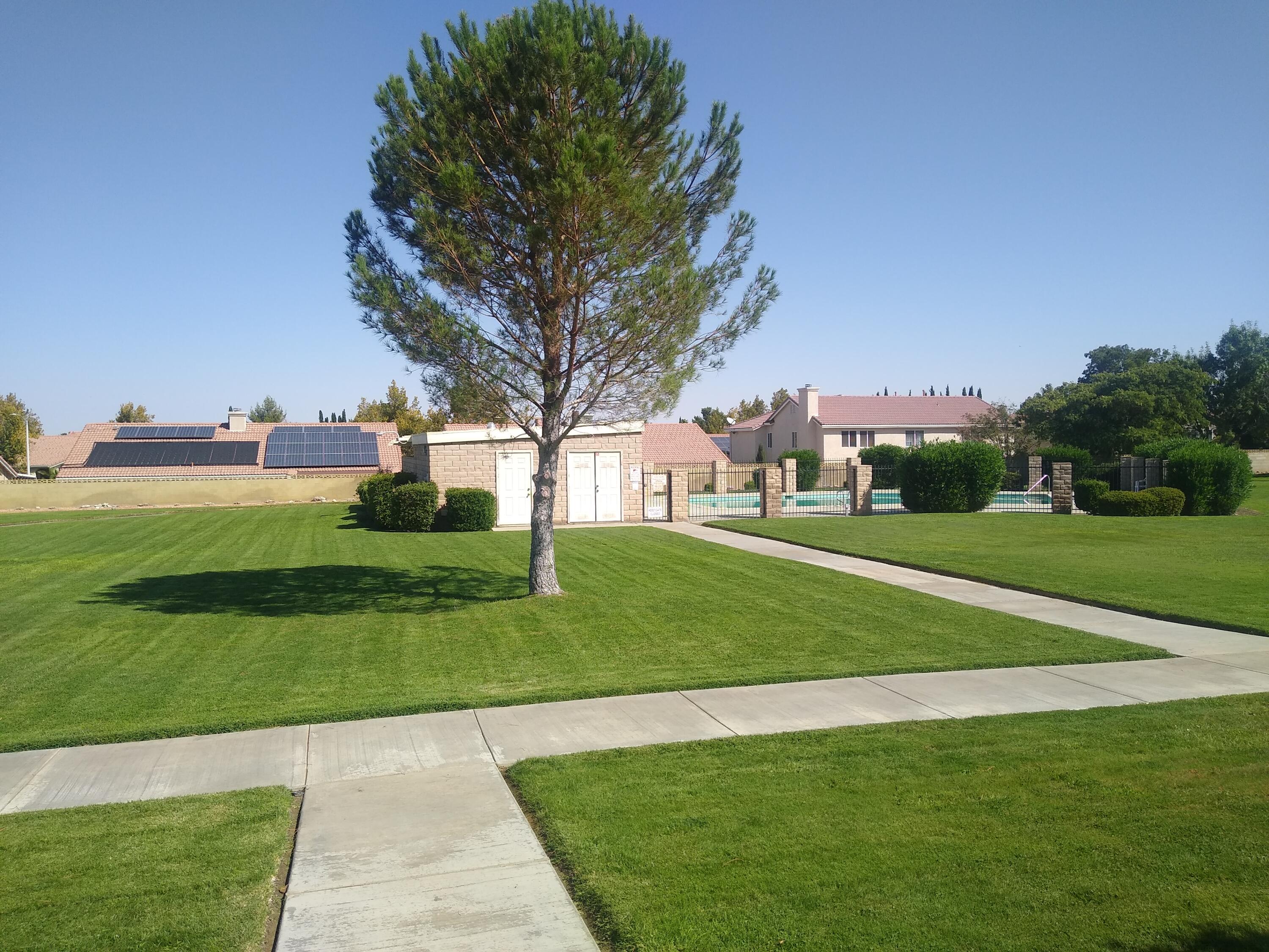 2913 West Ave J4 Lancaster, CA 93536 - Photo 3 of 18 IMG_20210921_104834777