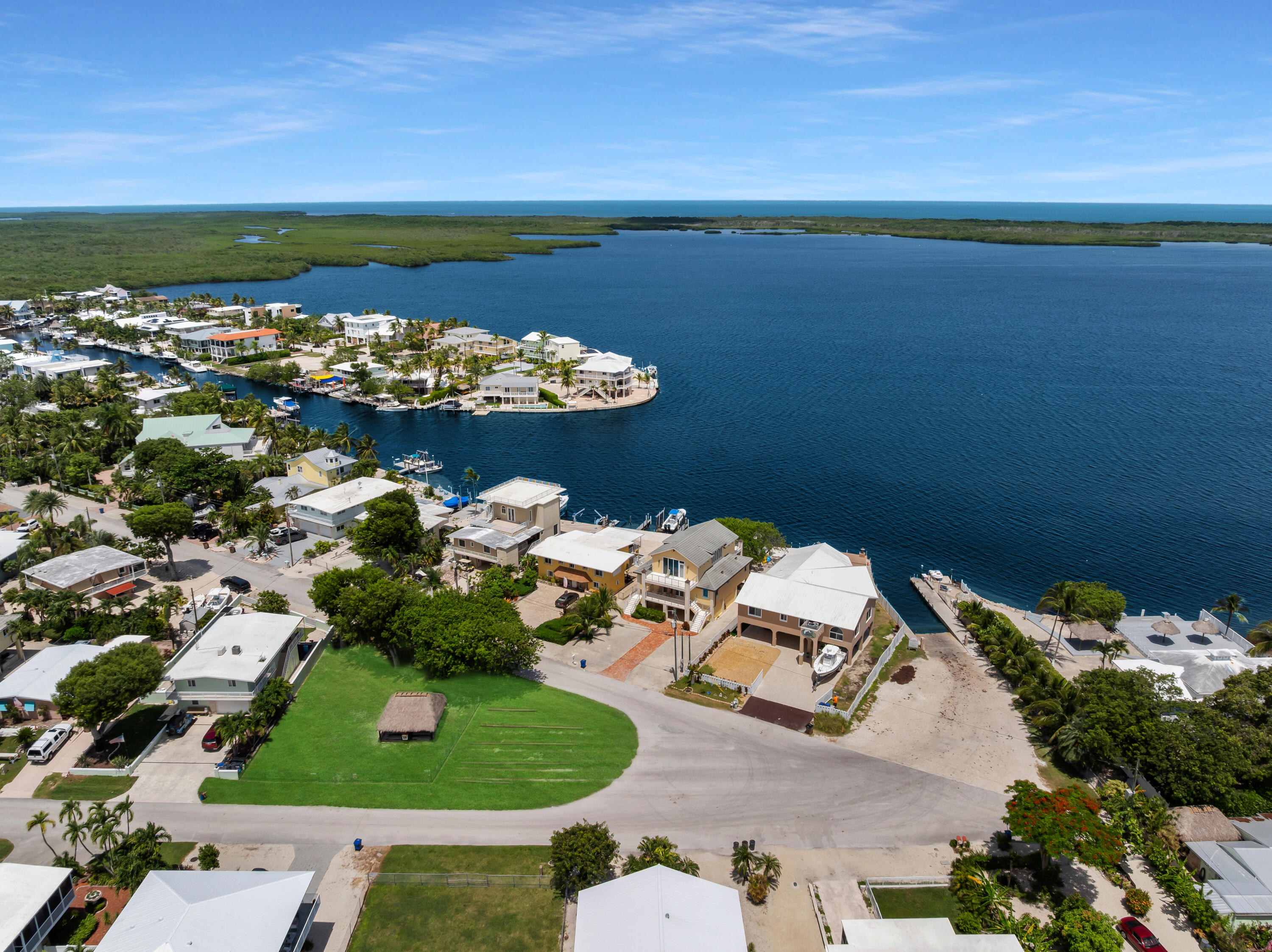 417 3rd Street Key Largo, FL 33037 - Photo 59 of 64 60